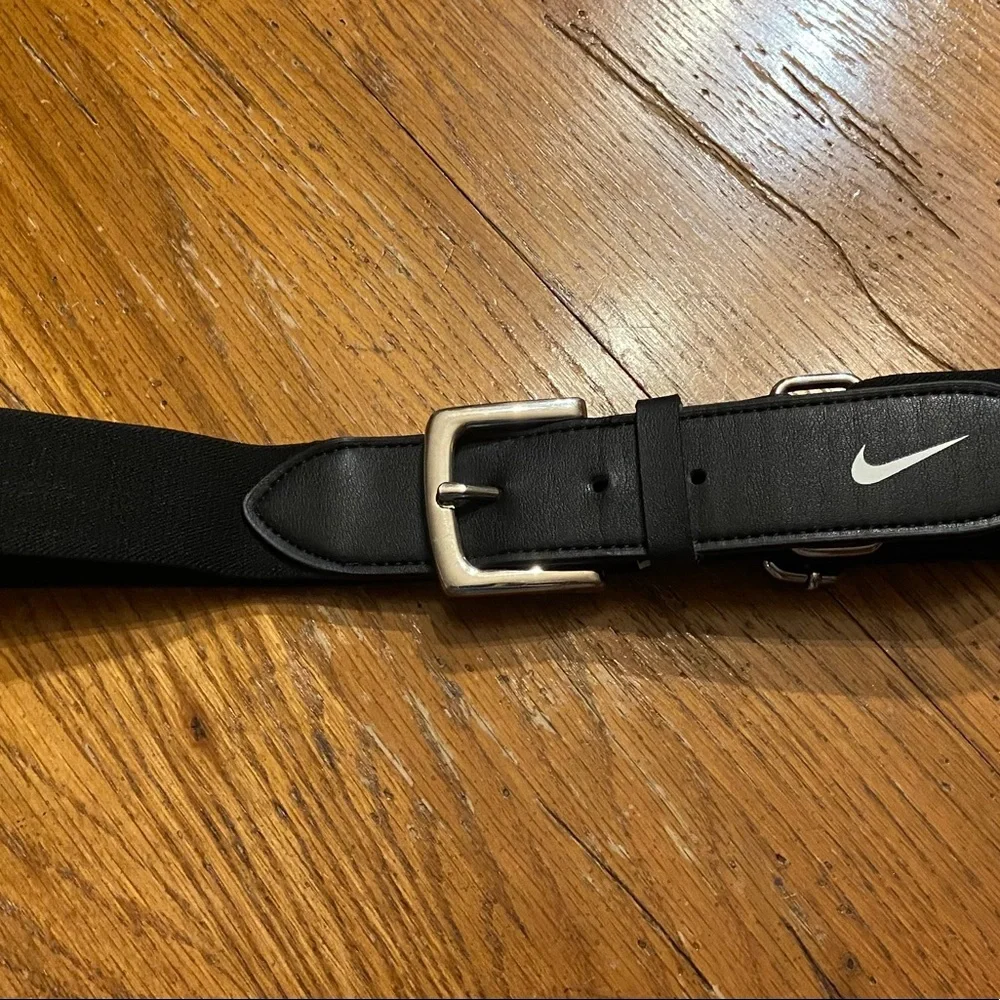 Nike black belt